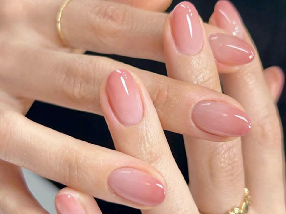 Gel nail polish