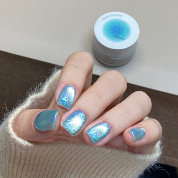Icy mint green